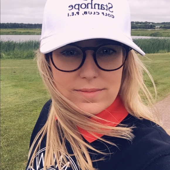 Meet your Posher, Katie - Picture 1 of 1